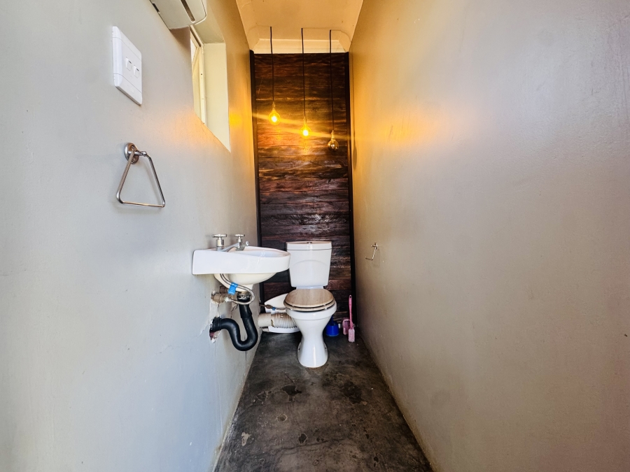 3 Bedroom Property for Sale in Flamwood North West